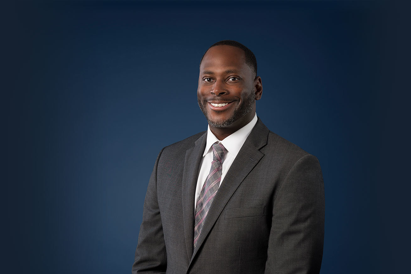 Melvin Davis, Columbus Personal Injury, Employment Lawyer Reminger Co